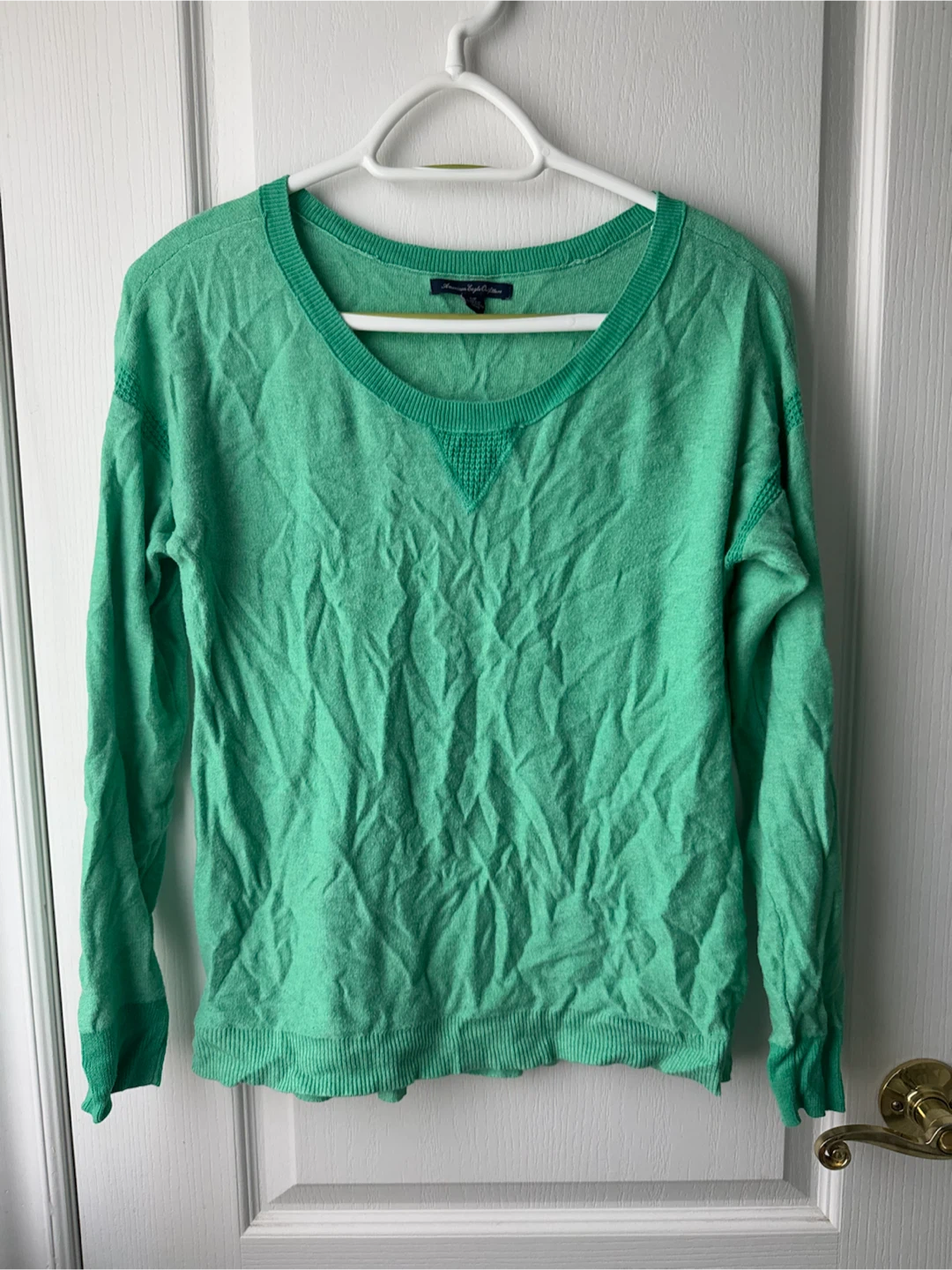 American Eagle litghtweight green sweater - S