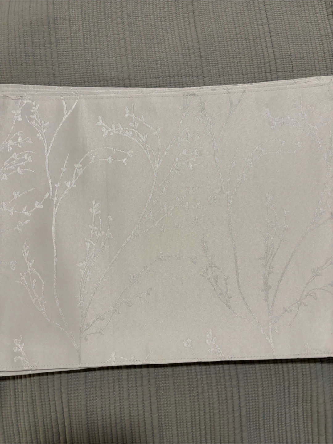 Set of 8 Grey Floral Placemats