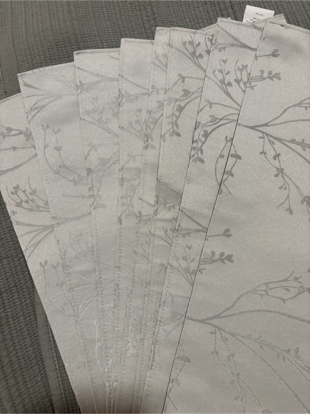 Set of 8 Grey Floral Placemats - photo 2