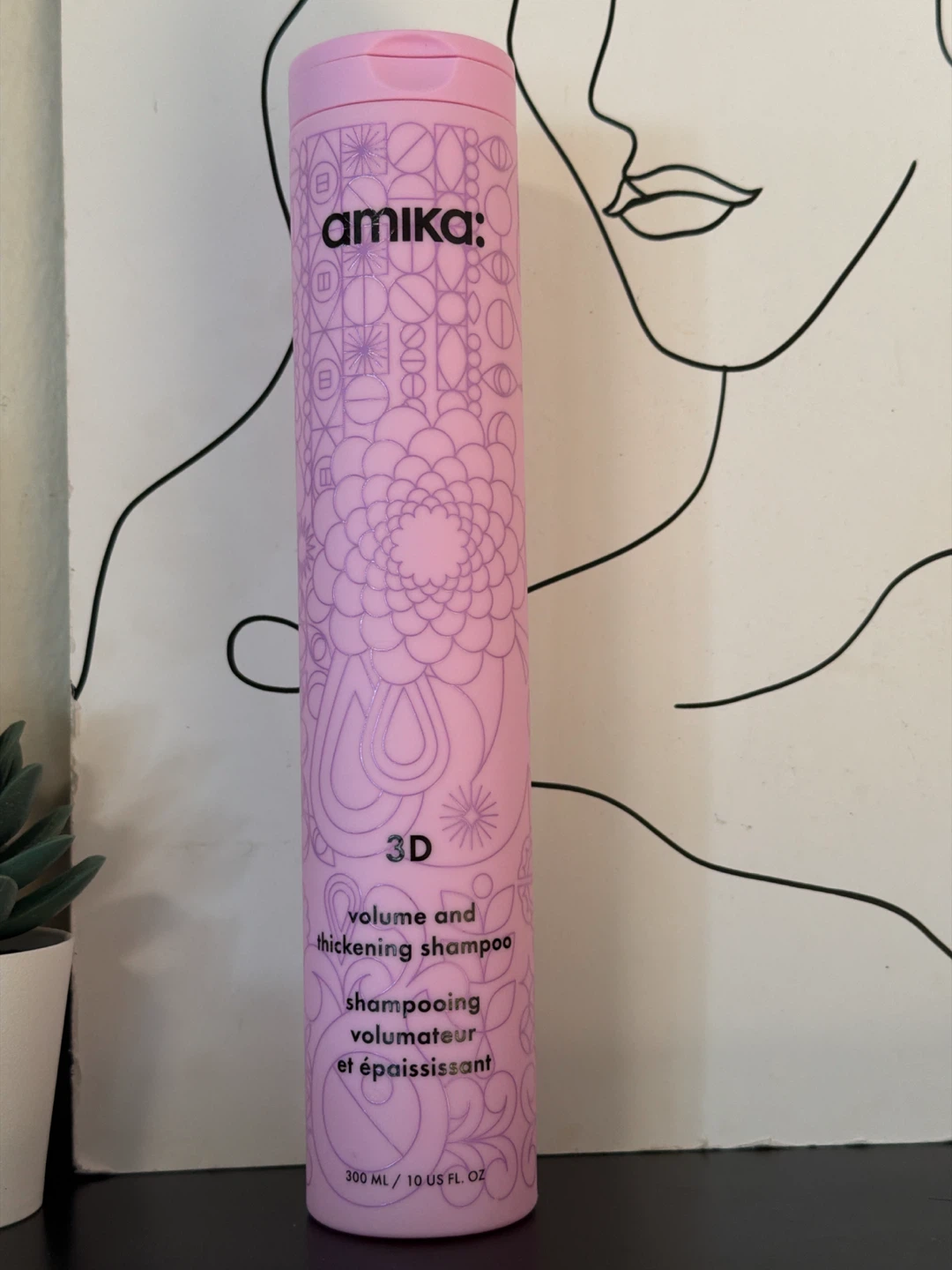 🏈 amika 3D Volume and Thickening Shampoo 300ml