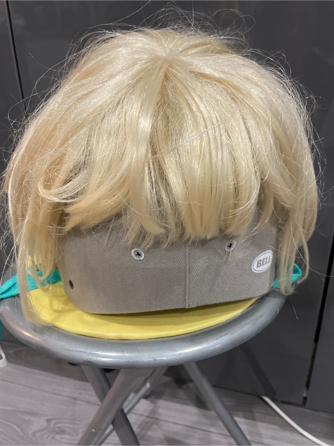 🏈 Blonde Synthetic Wig