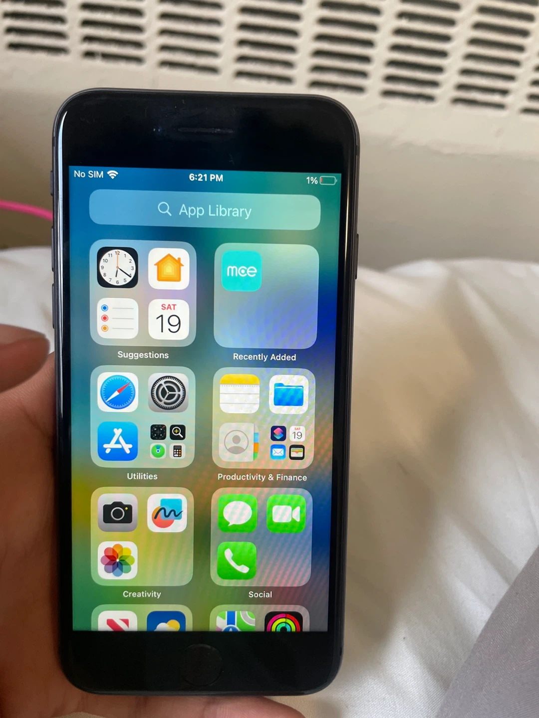 iPhone 8 - photo 4
