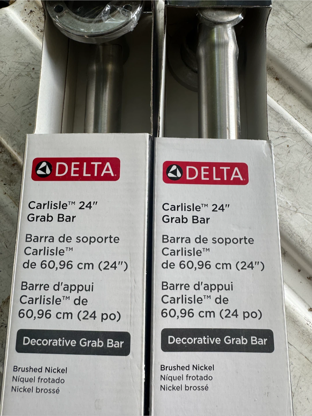 🏈 2 Delta Carlisle 24 inch Grab Bars