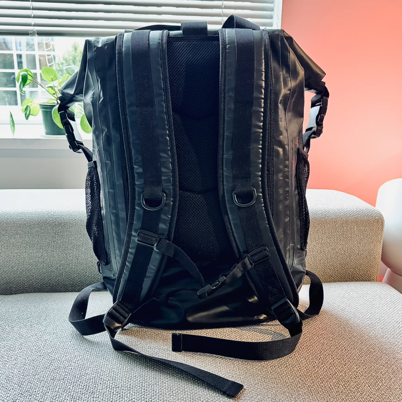 100% Waterproof ourCaste Jacque Dry Backpack - Brand New 🏈 - photo 4