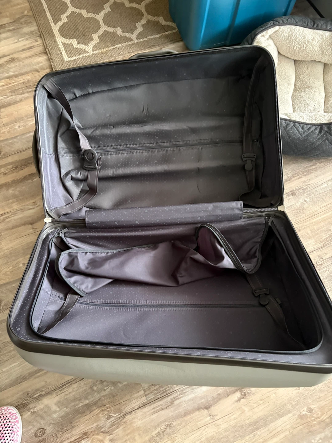 Eminent Grey Suitcase - photo 3