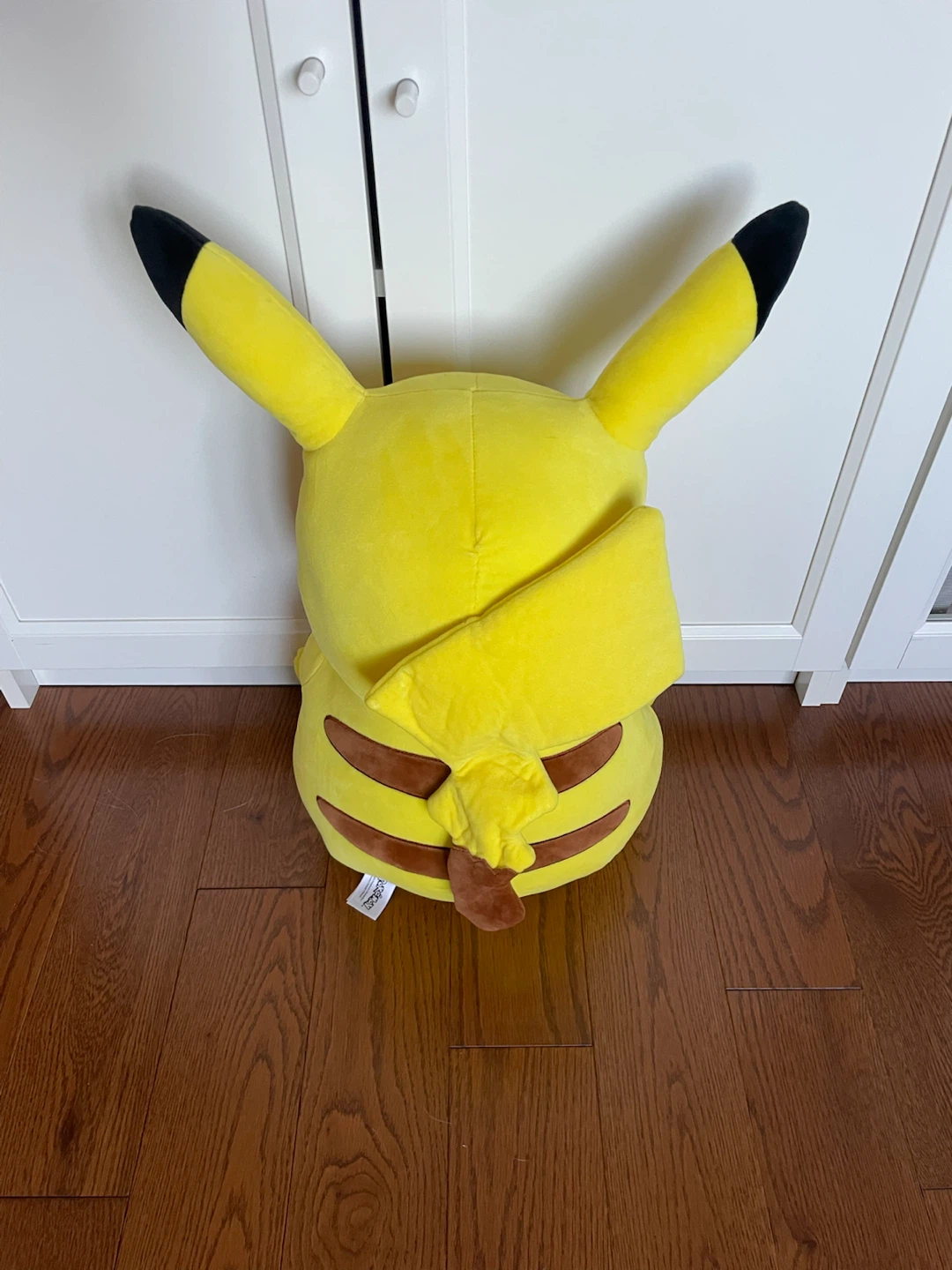 Large Pokemon Pikachu 24-inch Plush 🏈 - photo 3