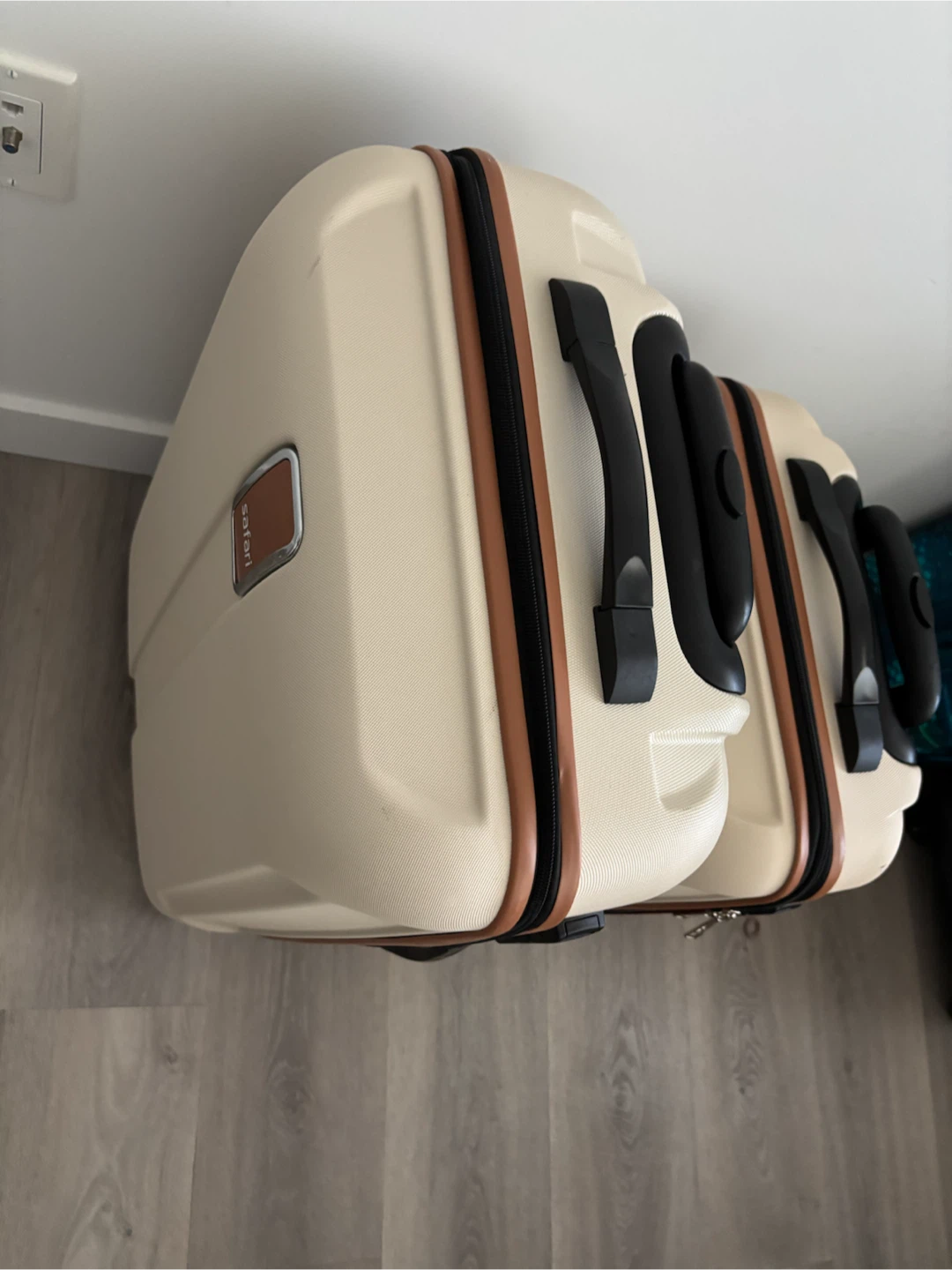 Safari Polycarbonate Luggage Set - photo 5