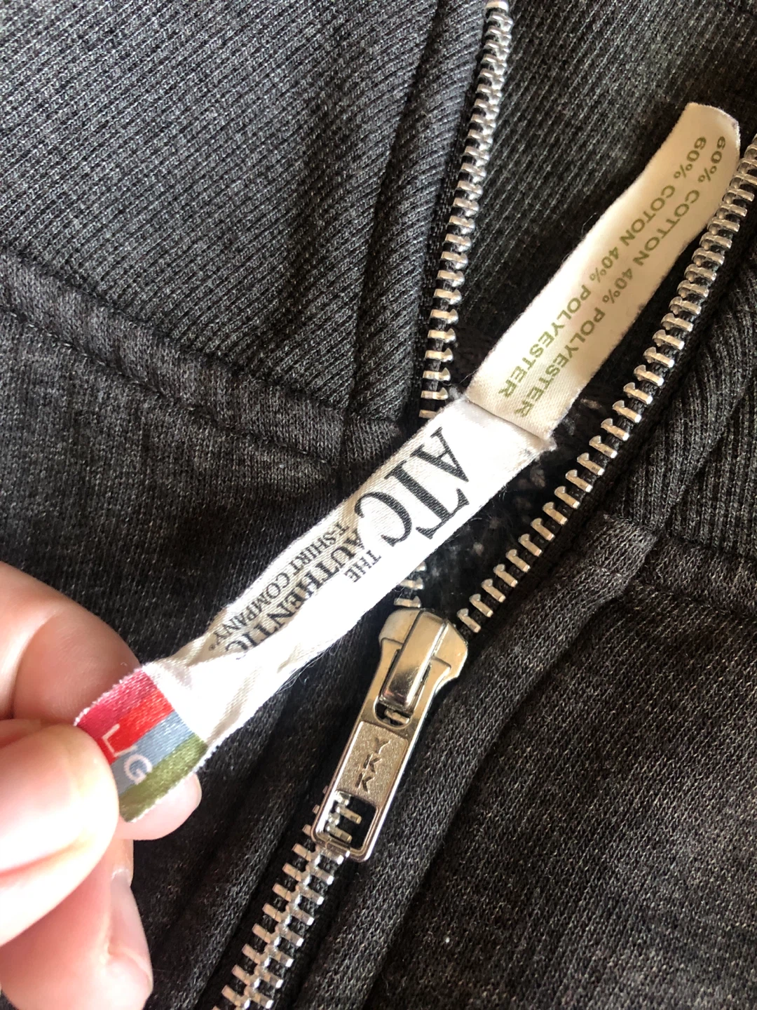 Men’s Large Sweatshirt -Quarter-Zip Pullover 🏈 - photo 2