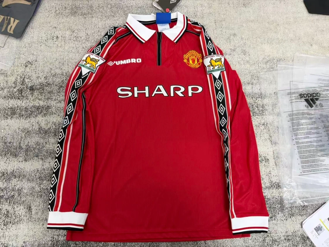 Umbro Manchester United Beckham Jersey - photo 2