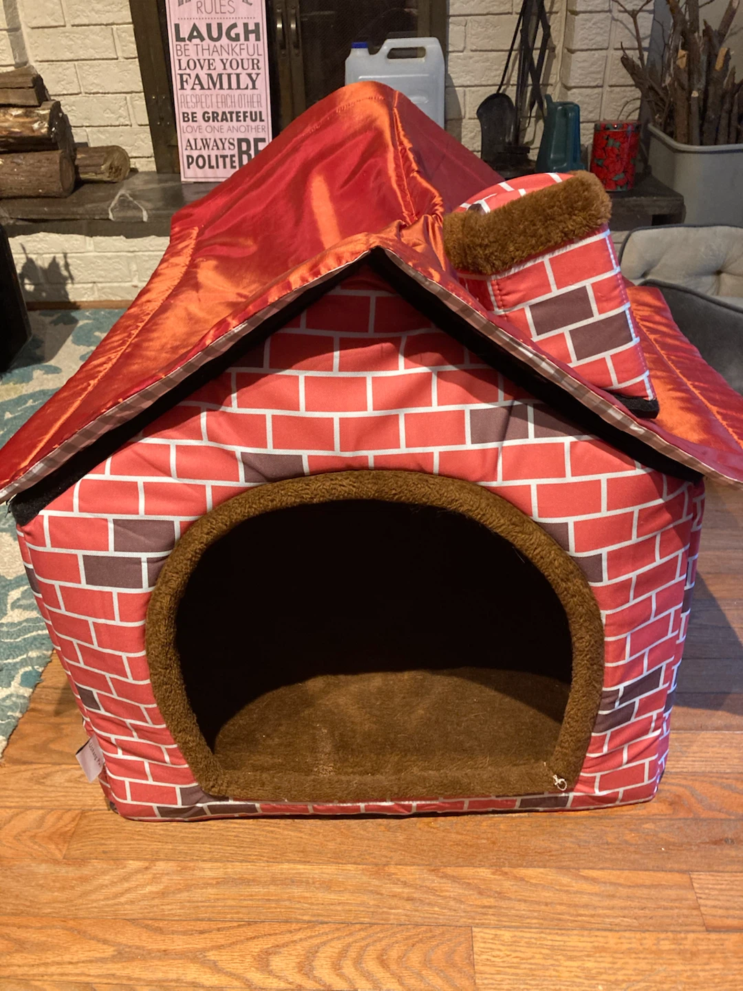 Brick Pattern Pet House