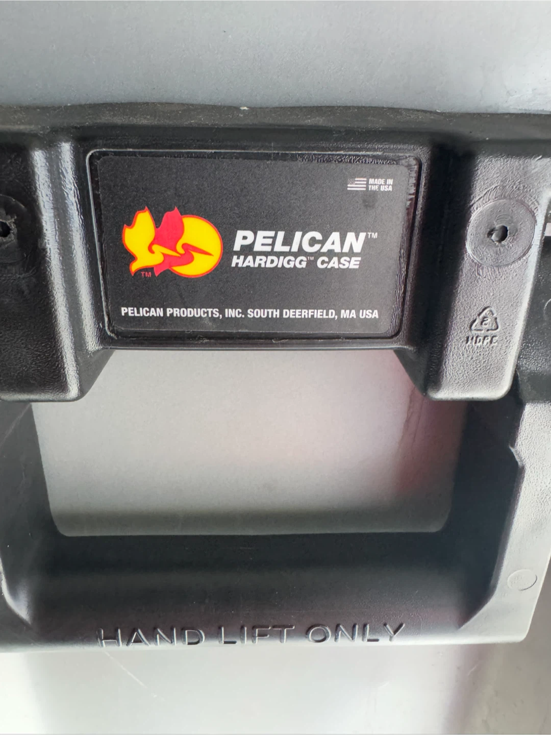 🏈 Pelican Hardigg Case 24”x 24” x 17” - photo 2