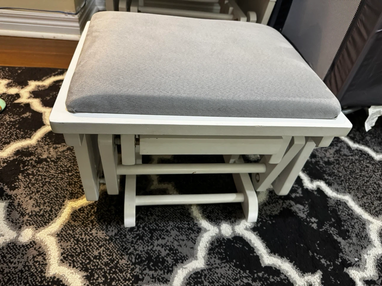 Nursing chair /White Glider Chair with Ottoman - photo 5