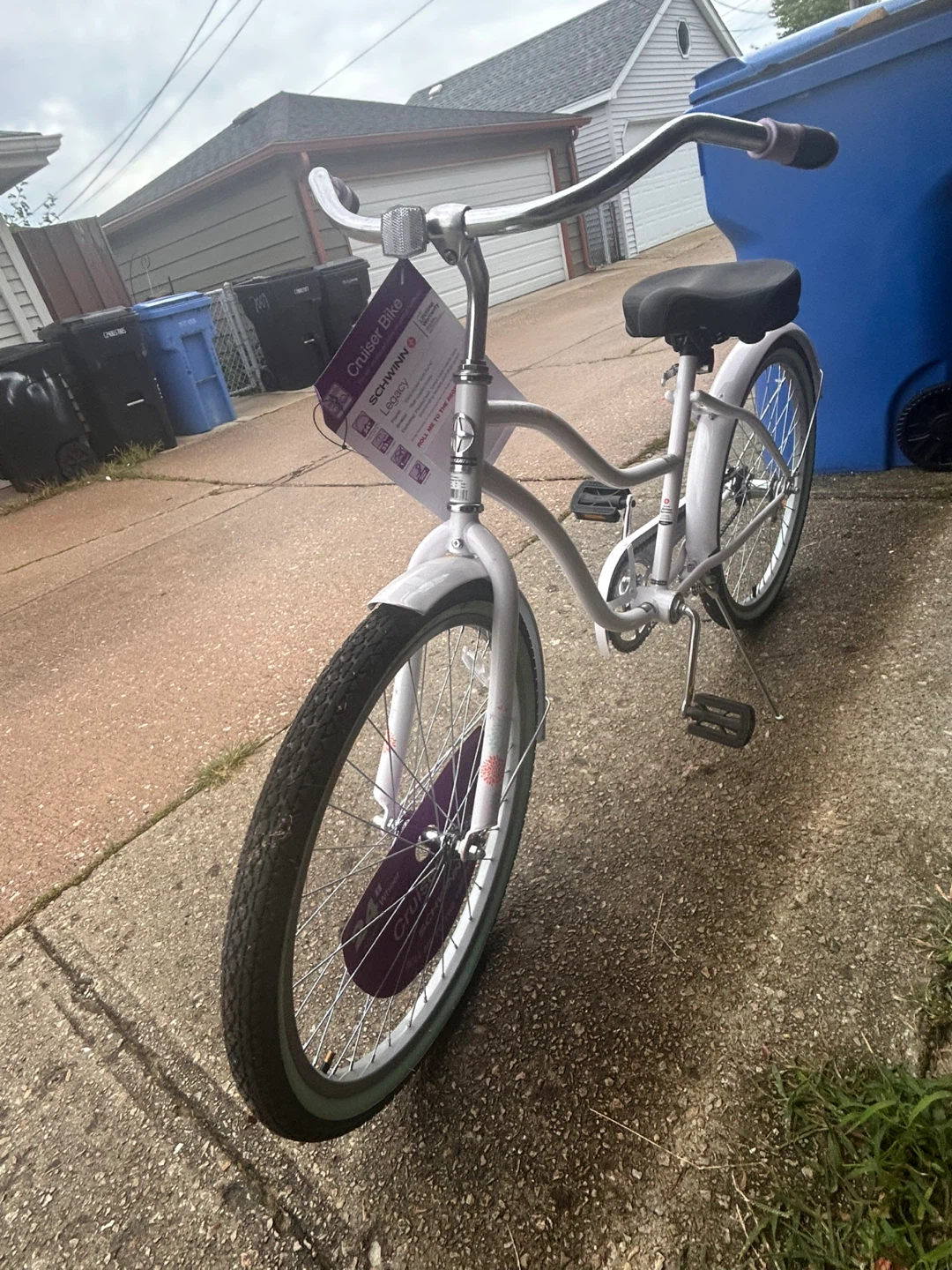 Schwinn Legacy 24-inch Cruiser Bike - photo 5