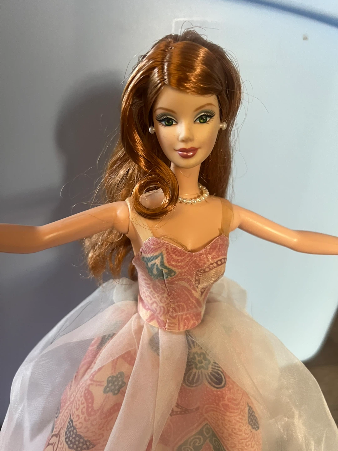 Barbie doll with red hair in patterned gown 🏈 - photo 2
