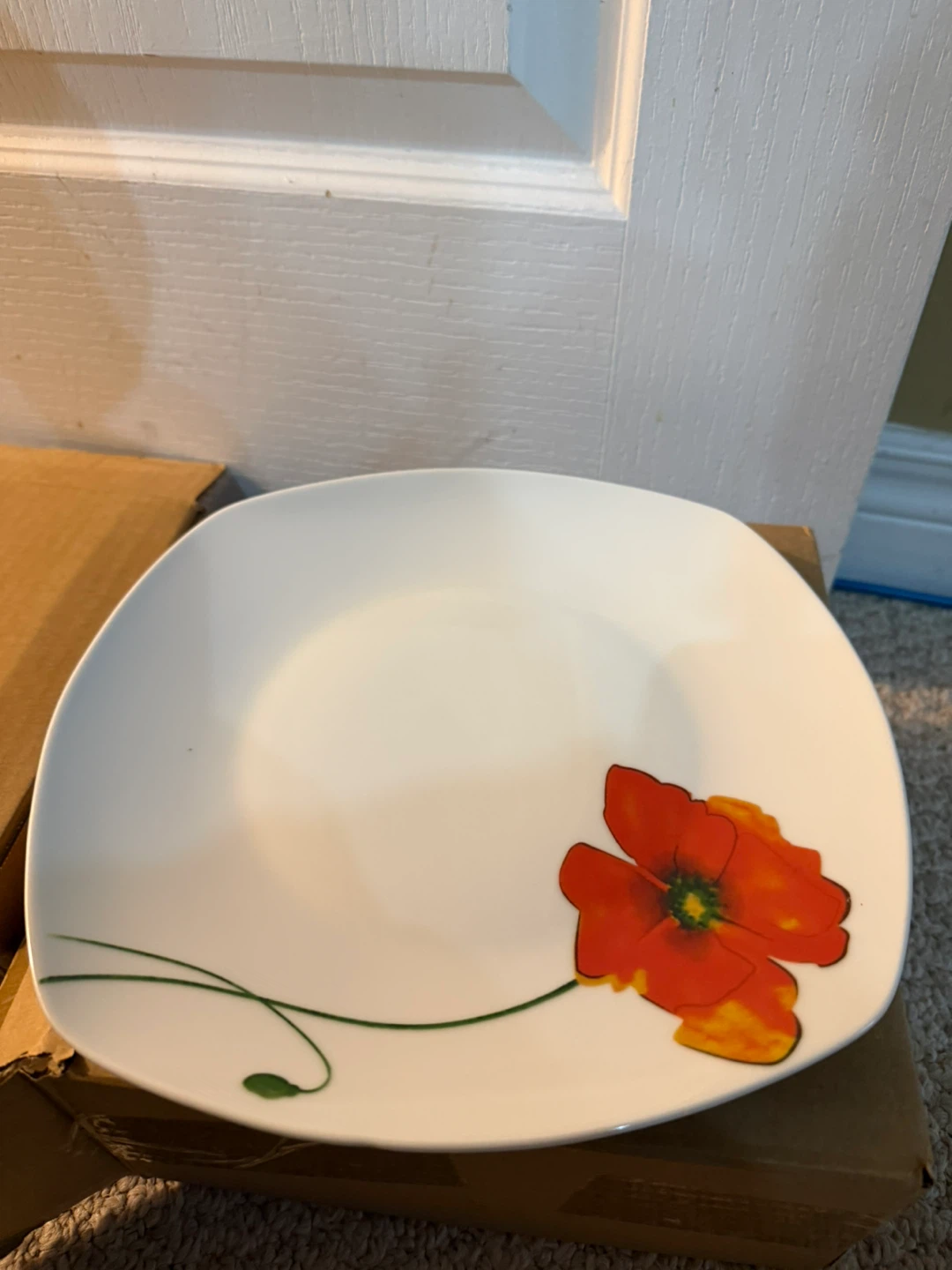 Floral pattern white dish and mug set - photo 5