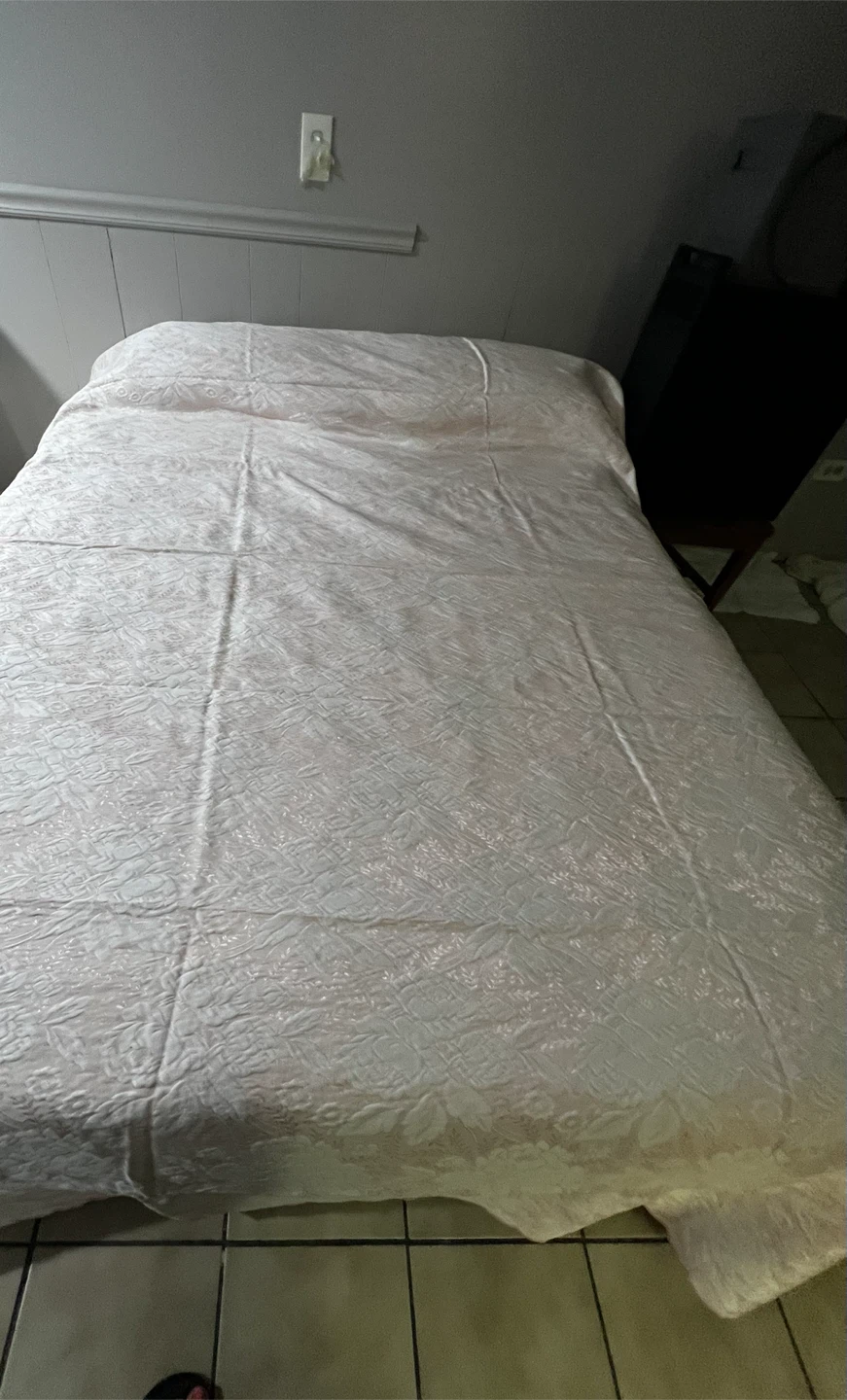 Floral Pattern Bedspread