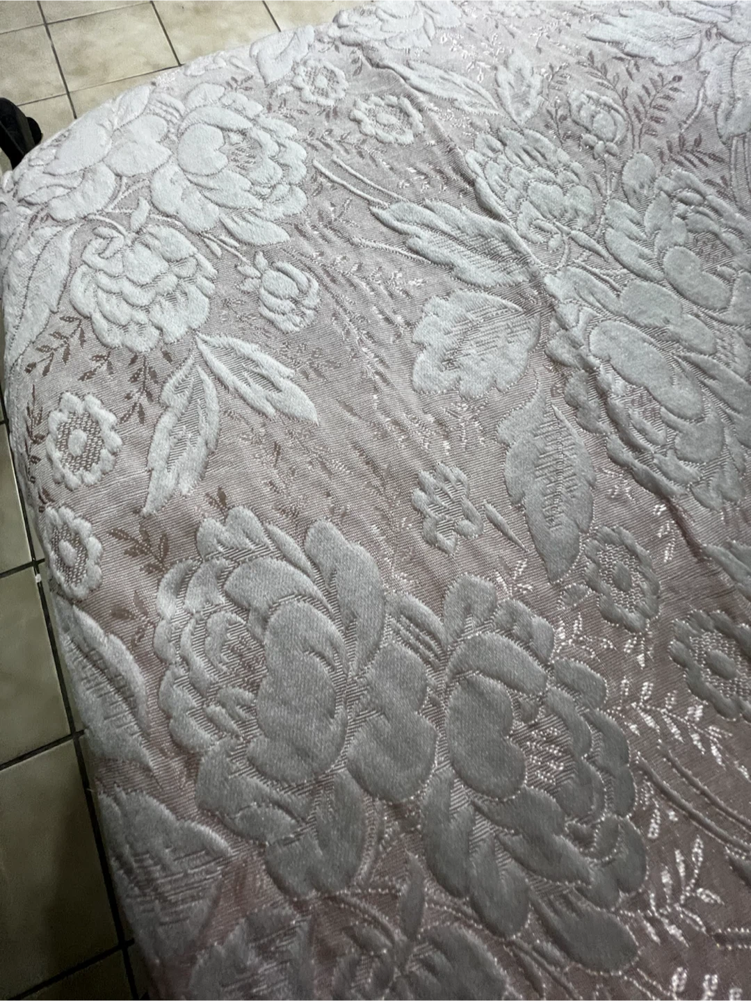 Floral Pattern Bedspread - photo 2