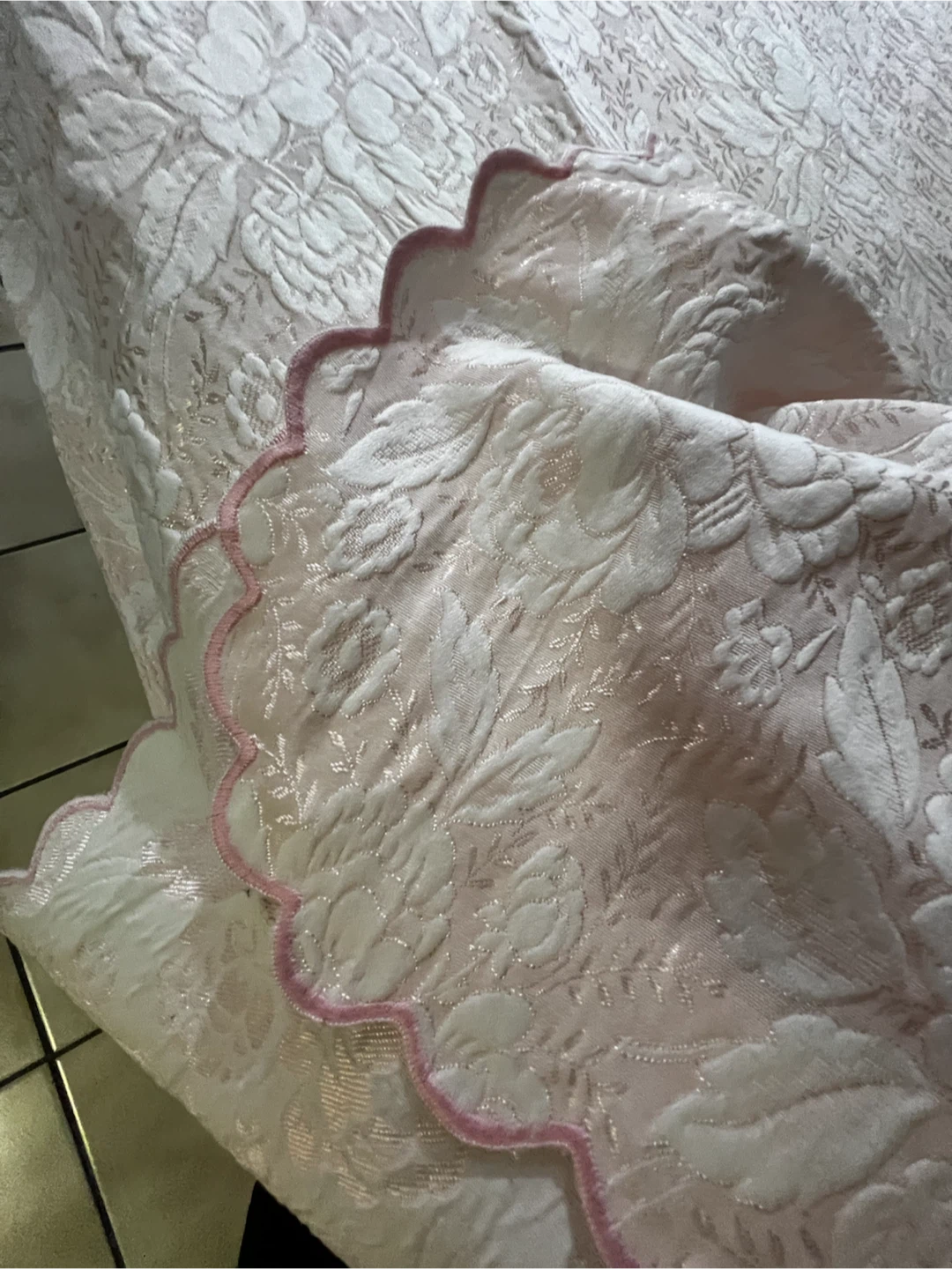 Floral Pattern Bedspread - photo 3