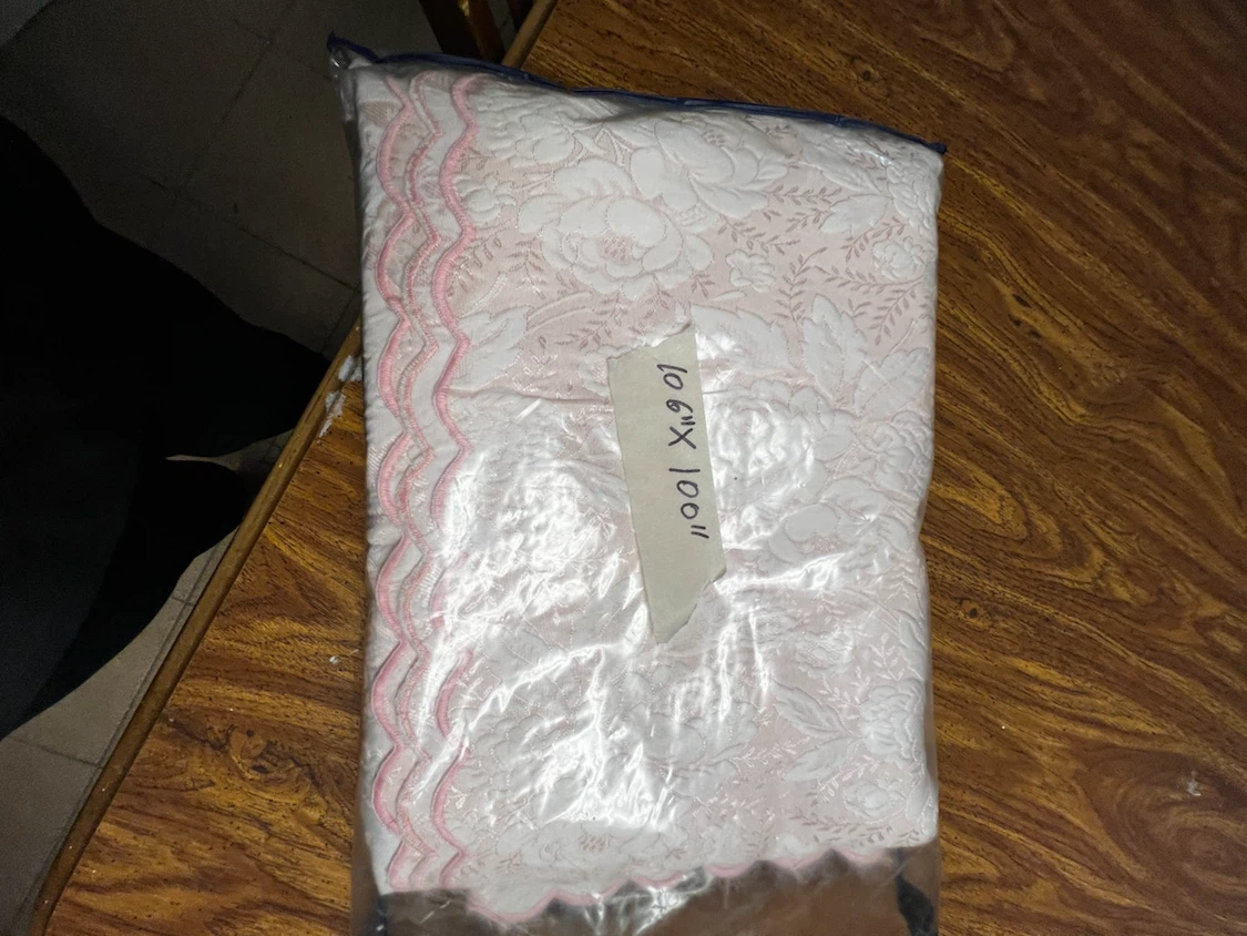 Floral Pattern Bedspread - photo 5