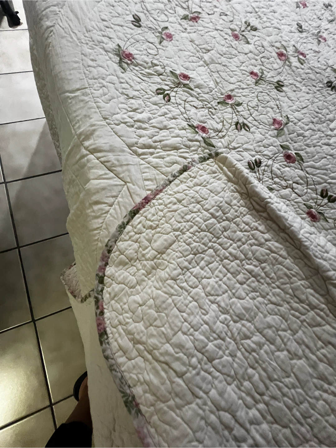 Floral Quilted Bedspread - photo 5