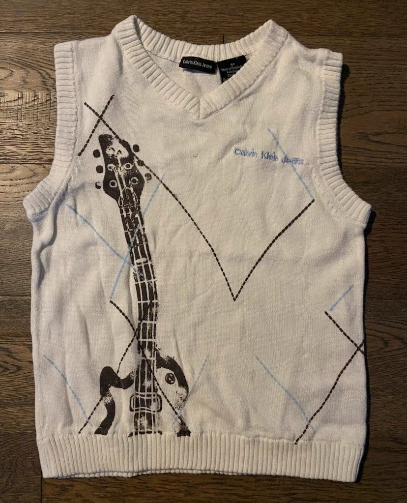 🏈 Boys Ivory Calvin Klein Jeans Guitar Sweater Vest 4T 🏈
