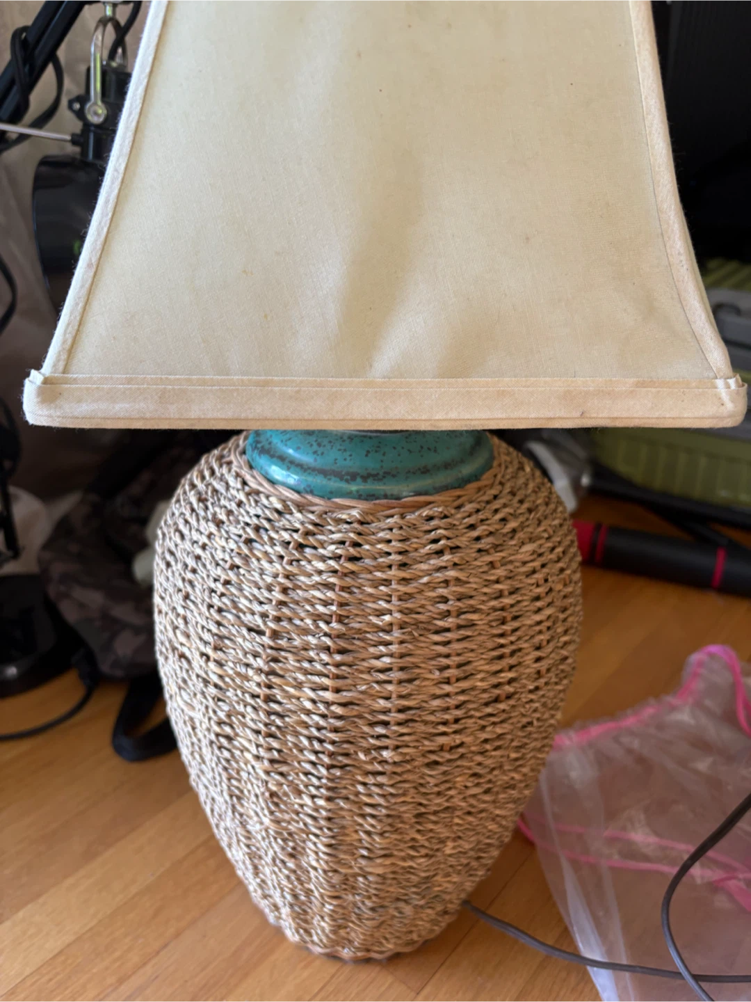 Woven Table Lamp