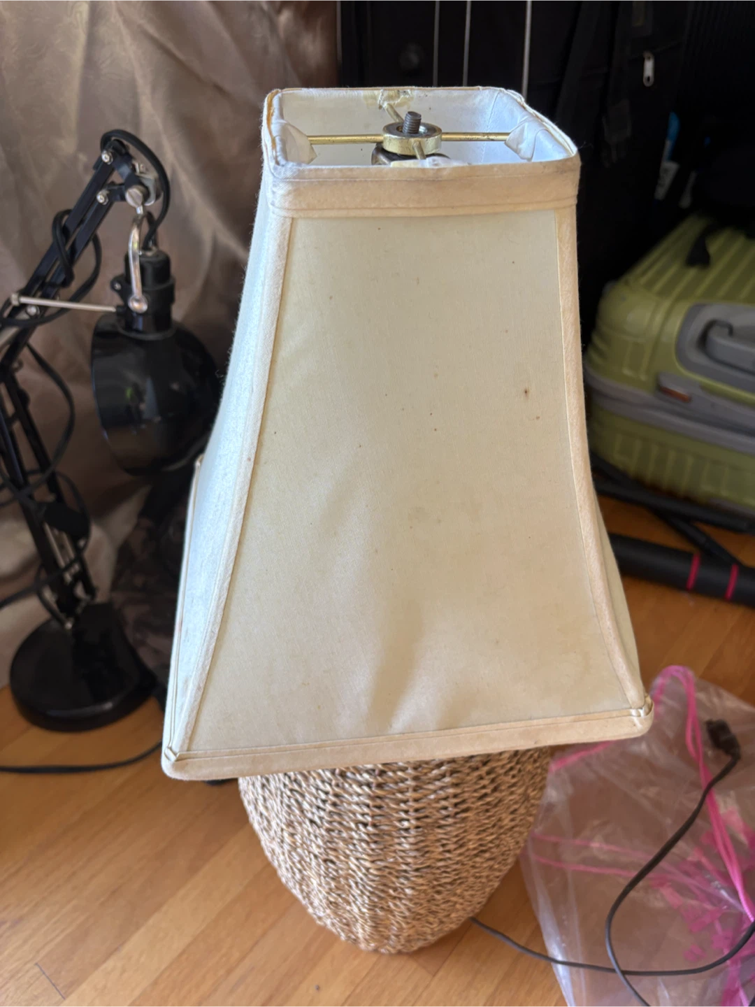Woven Table Lamp - photo 3