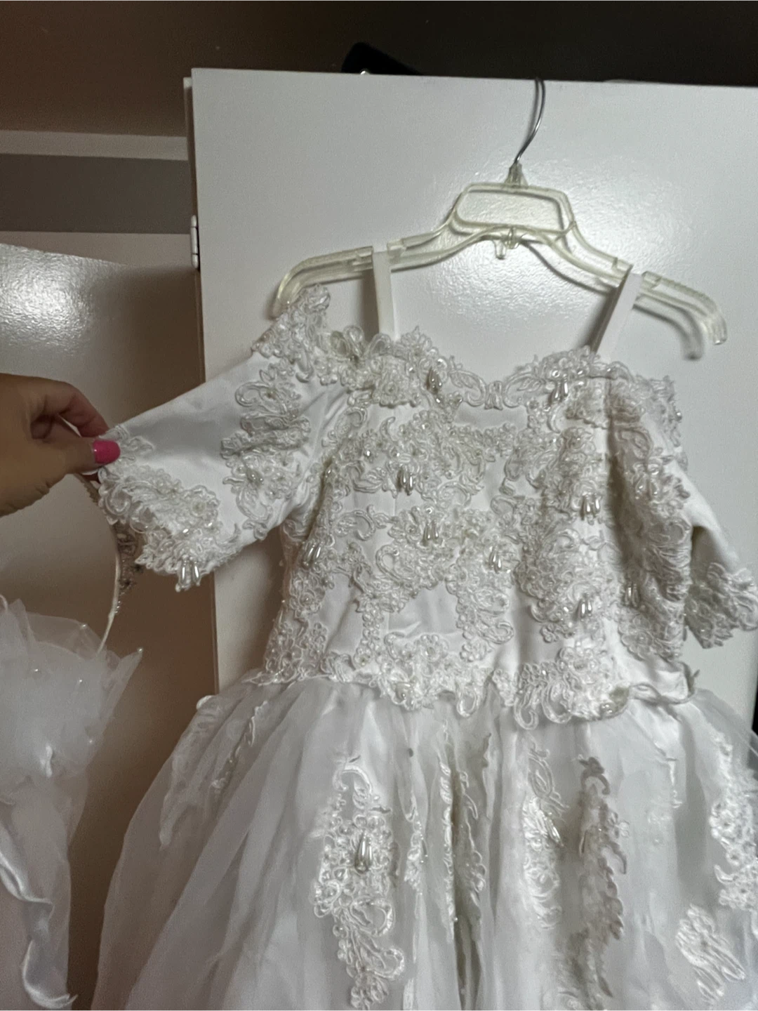 White Girl's  first communion costume made whit crown and veil - photo 3