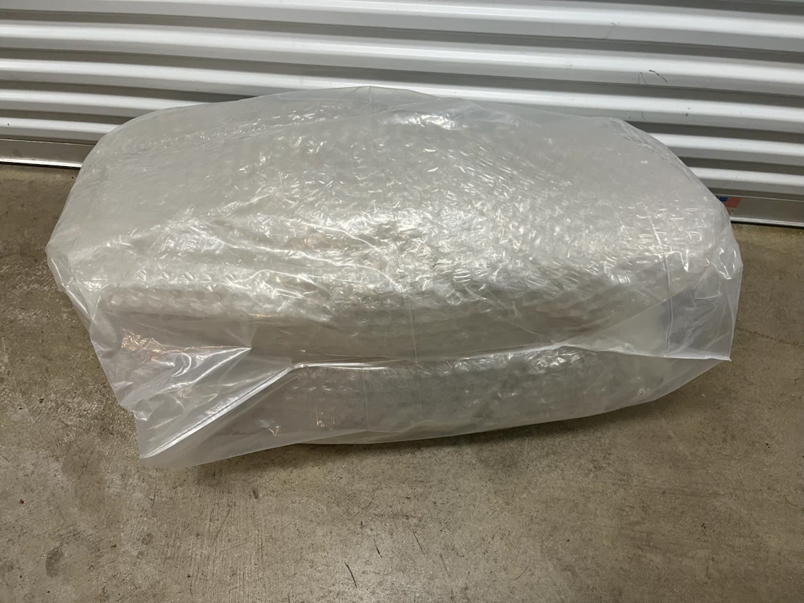 Extremely Large Bag of bubbles - Packing