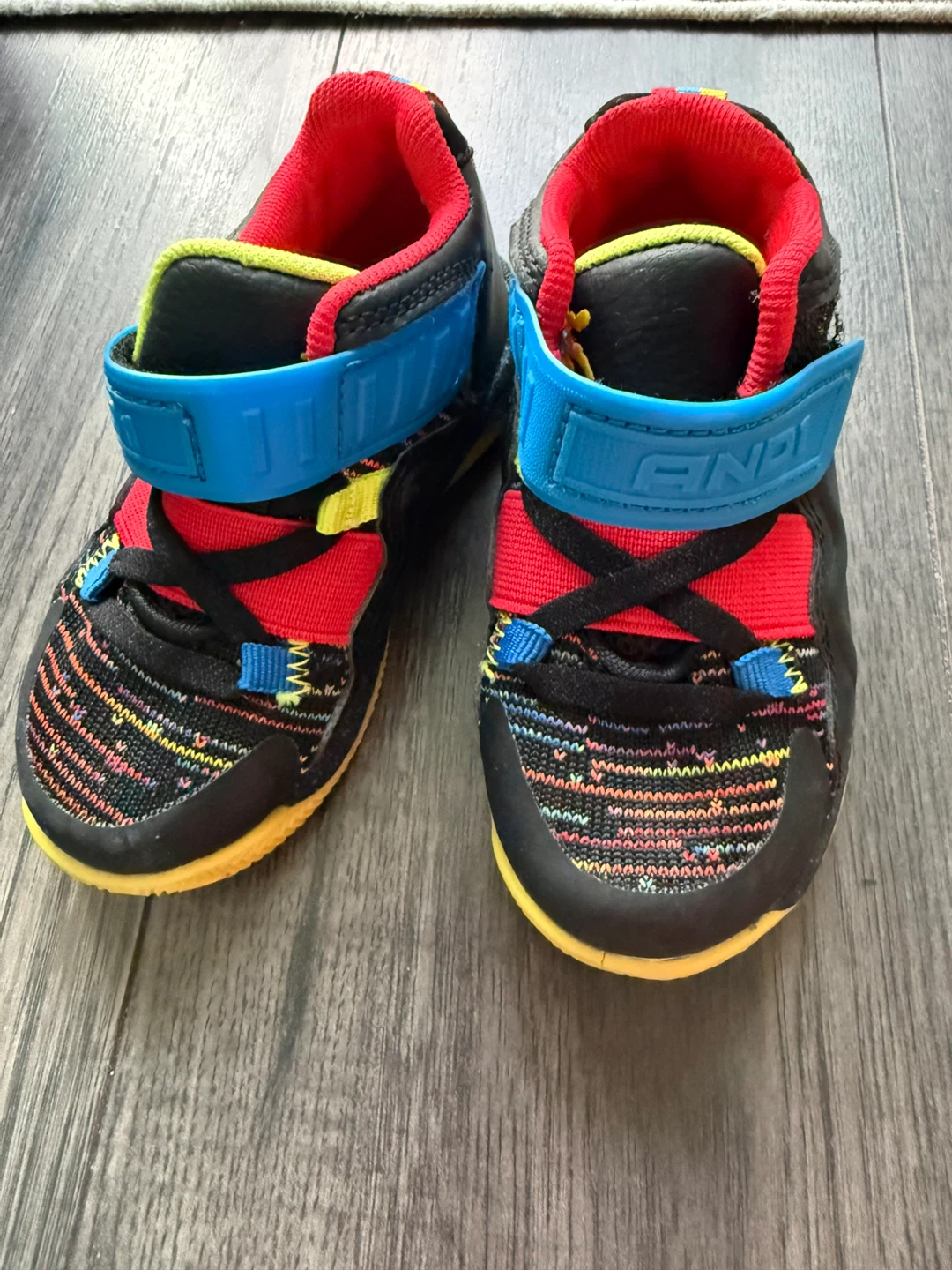 AND1 Children's Basketball Shoes Size 6
