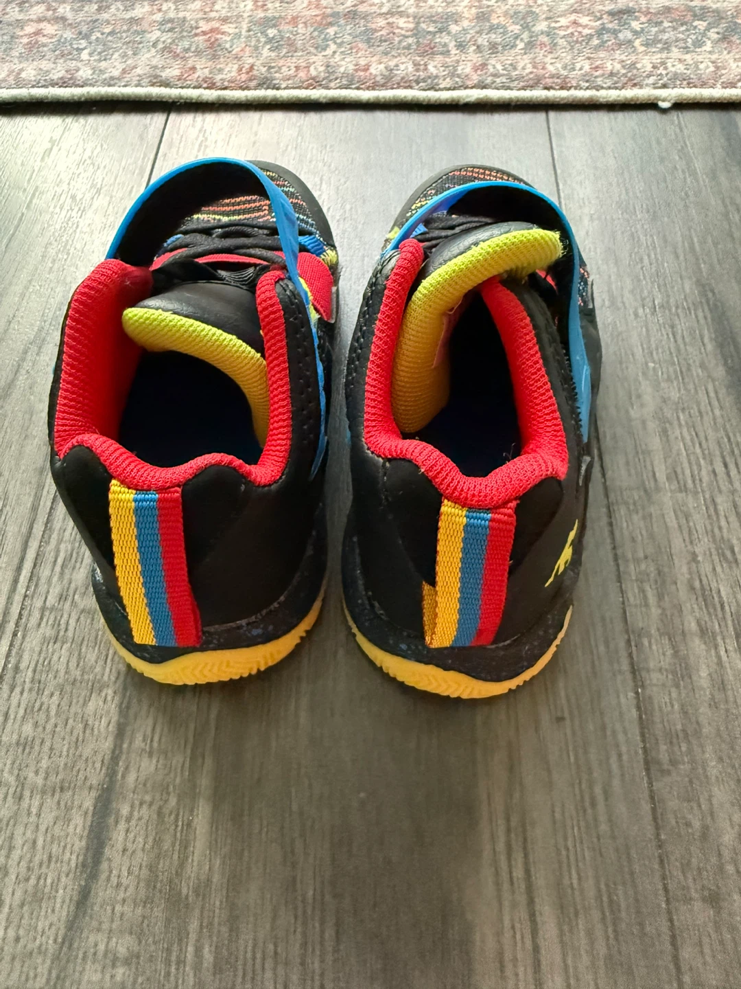 AND1 Children's Basketball Shoes Size 6 - photo 3