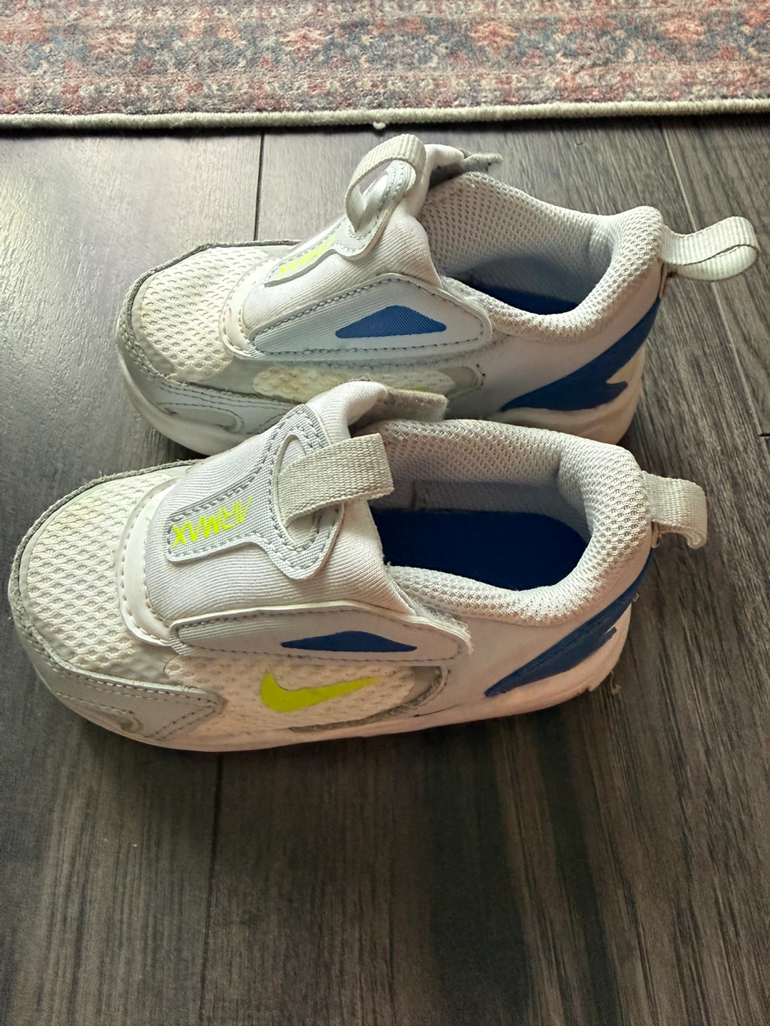 Nike Air Max Toddler Shoes Size 6 - photo 2