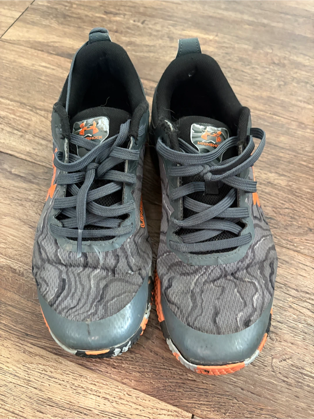 Under Armour Mainshock Shoes Size 6Y