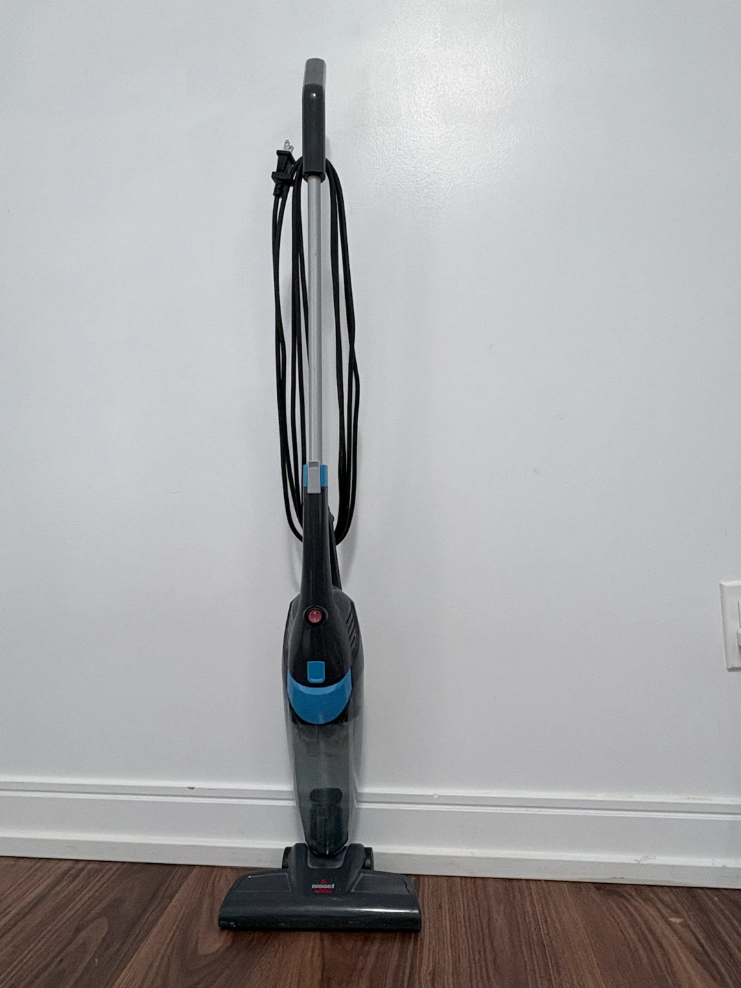 Bissell 3-in-1 Lightweight Stick Vacuum 2030C - photo 2