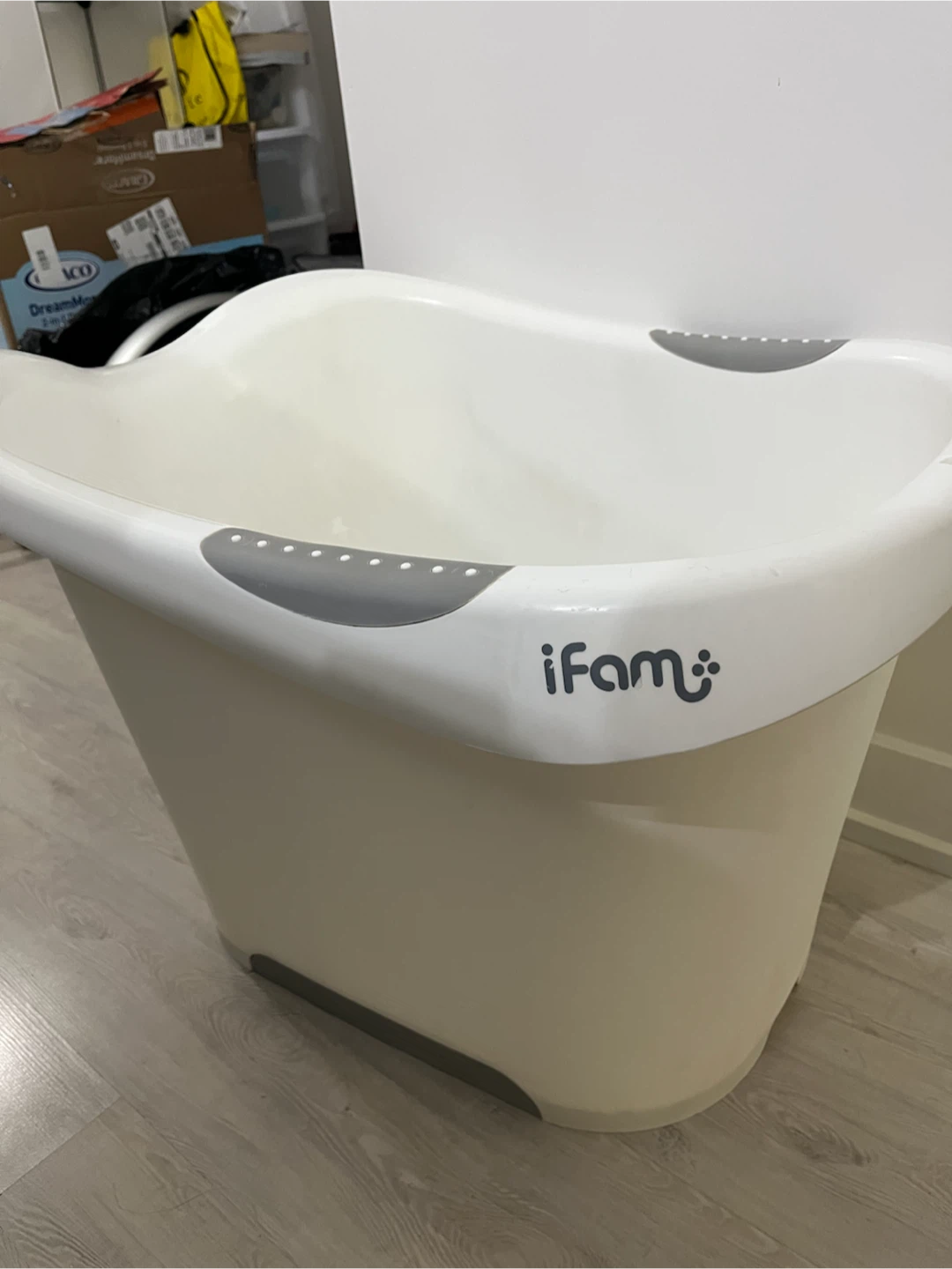 iFam Baby Bath Tub