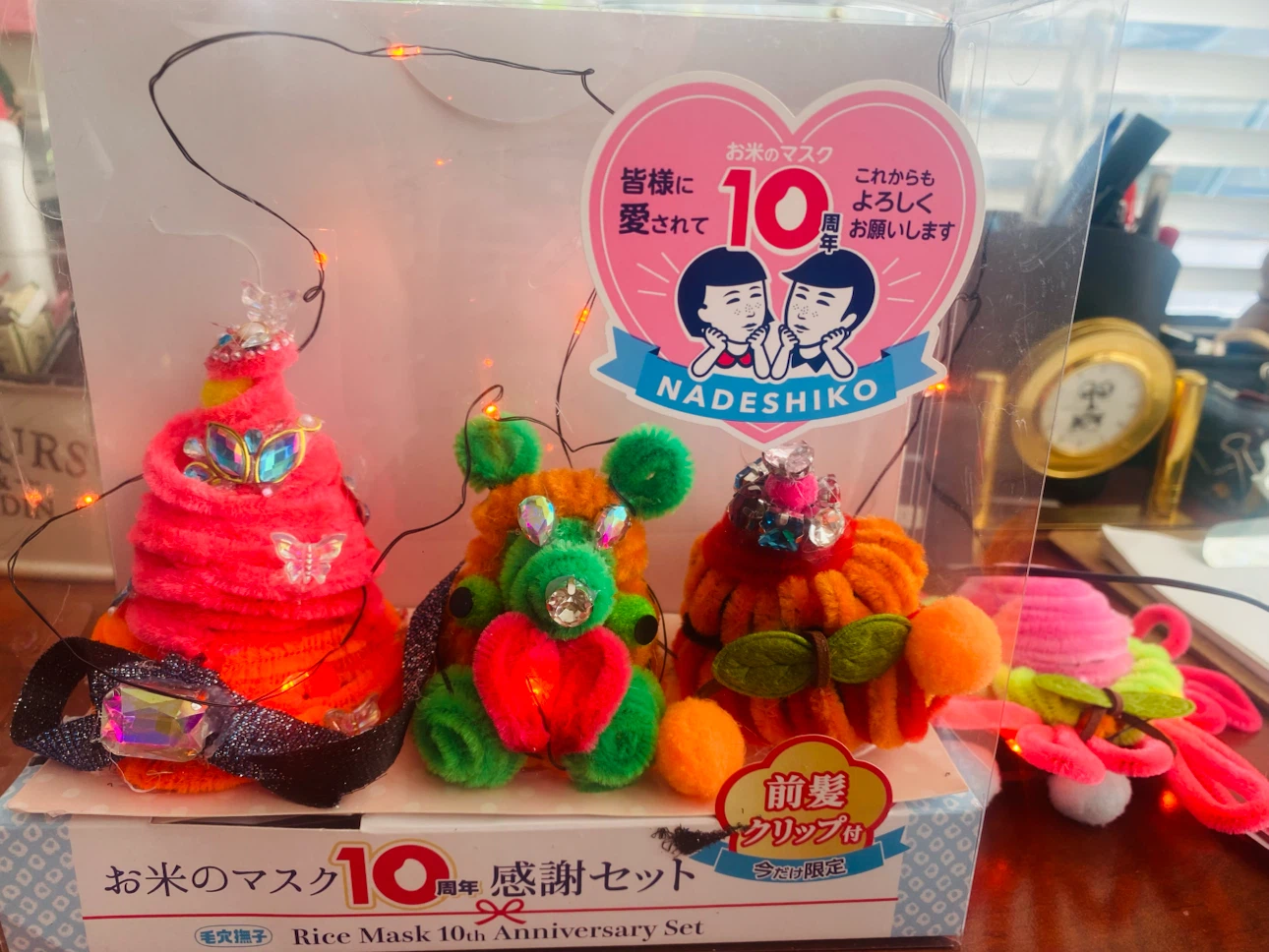 Nadeshiko Rice Mask 10th Anniversary Hair Clip Set - photo 2