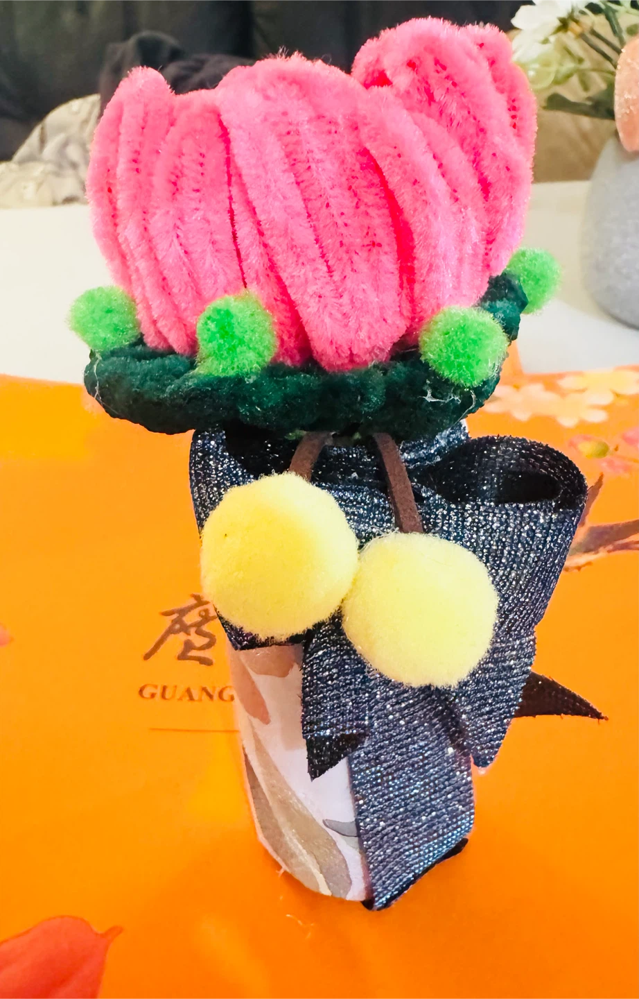 Handmade Pipe Cleaner Flower Craft - photo 2