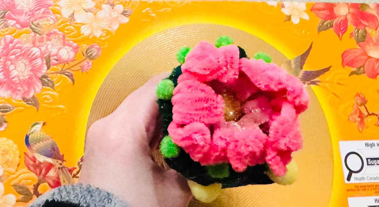 Handmade Pipe Cleaner Flower Craft - photo 5