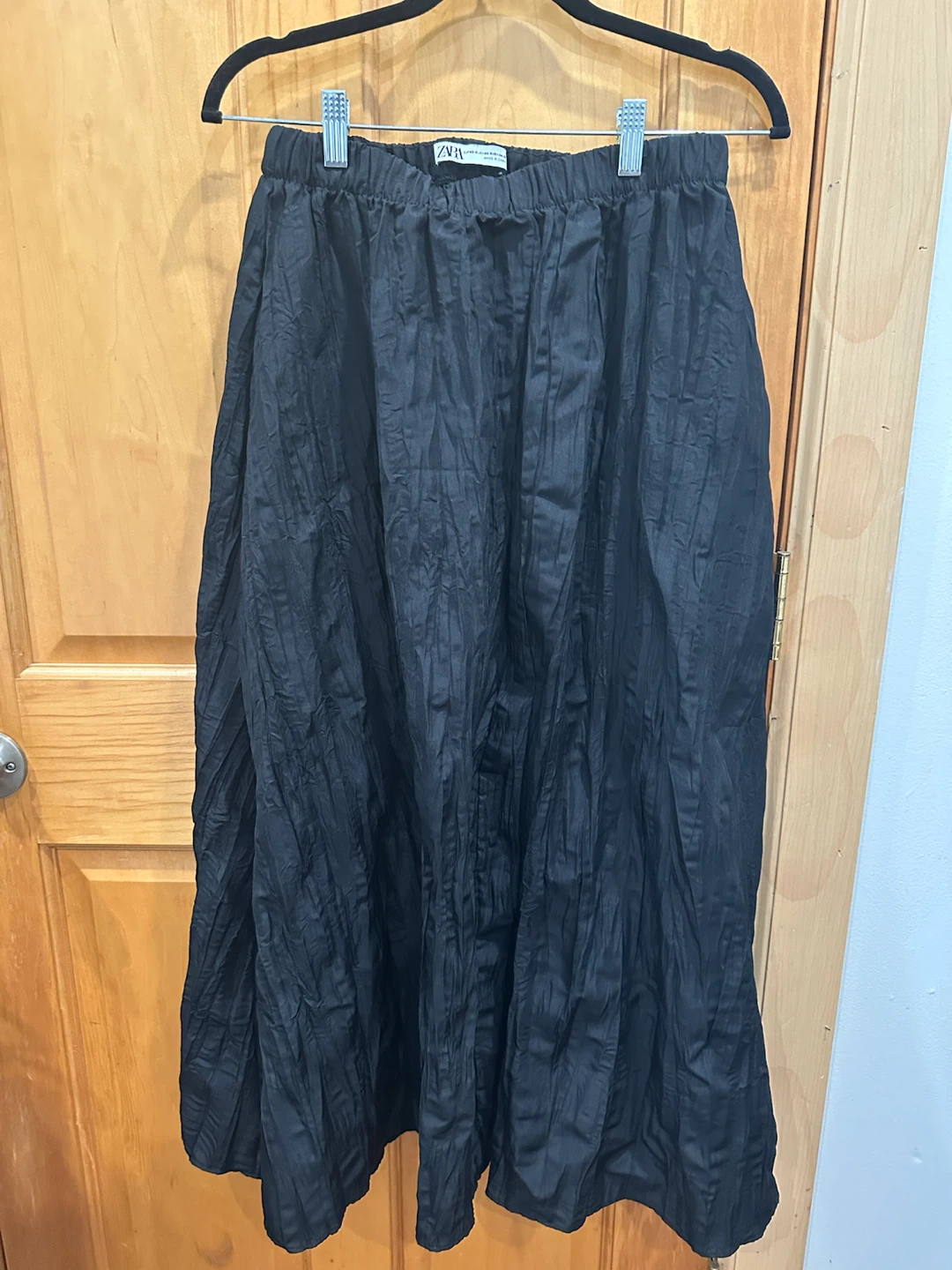 Zara Black Crinkled Maxi Skirt