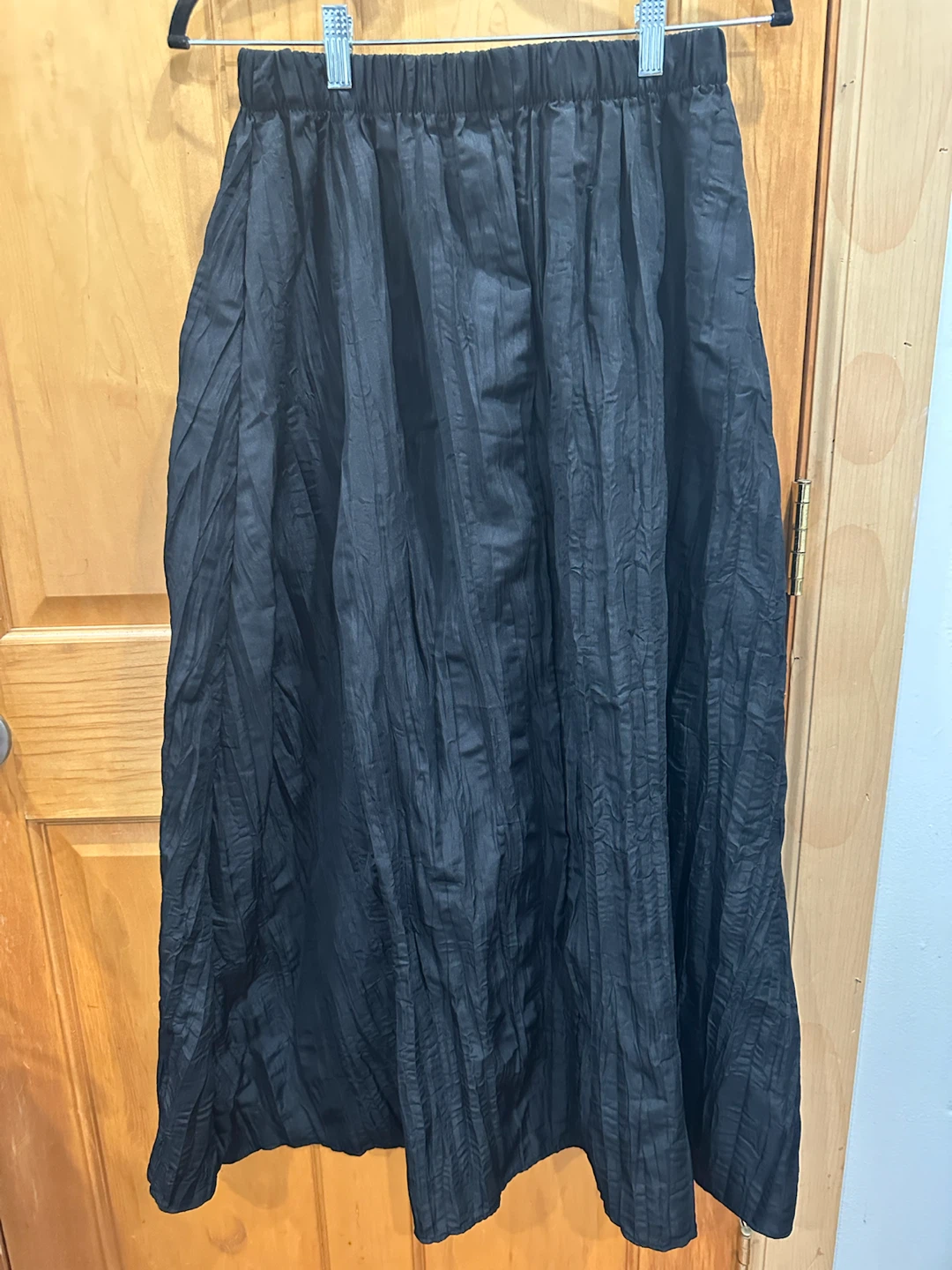 Zara Black Crinkled Maxi Skirt - photo 2