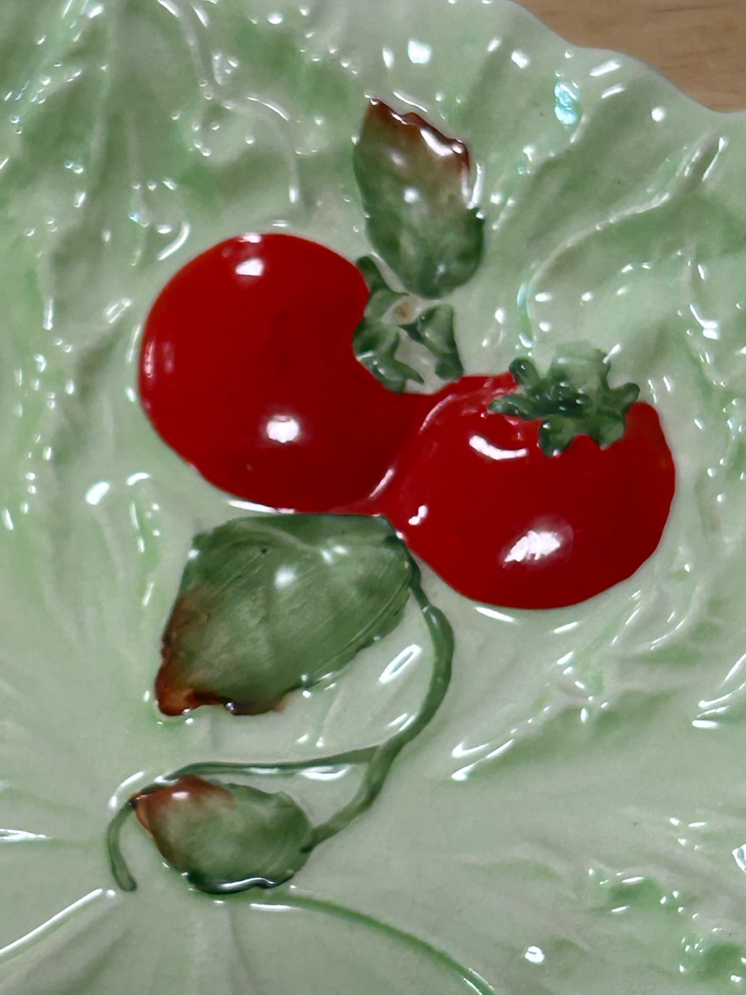 Ceramic Leaf Shaped Serving Dish with Tomato Detail - photo 5