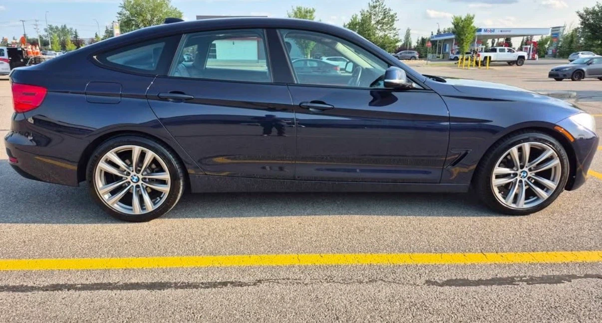 2015 BMW 328i xDrive GT - photo 2