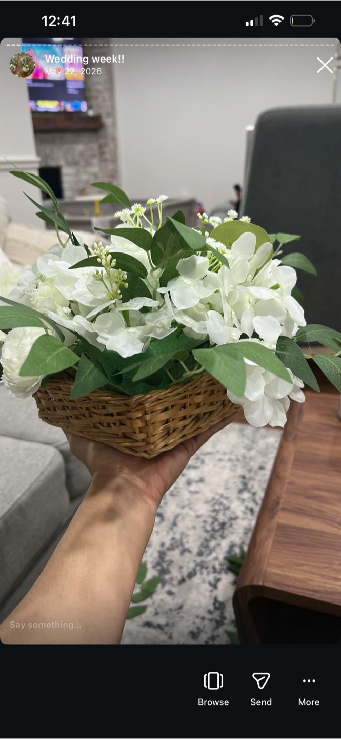 Artificial White Floral Centrepiece - photo 2