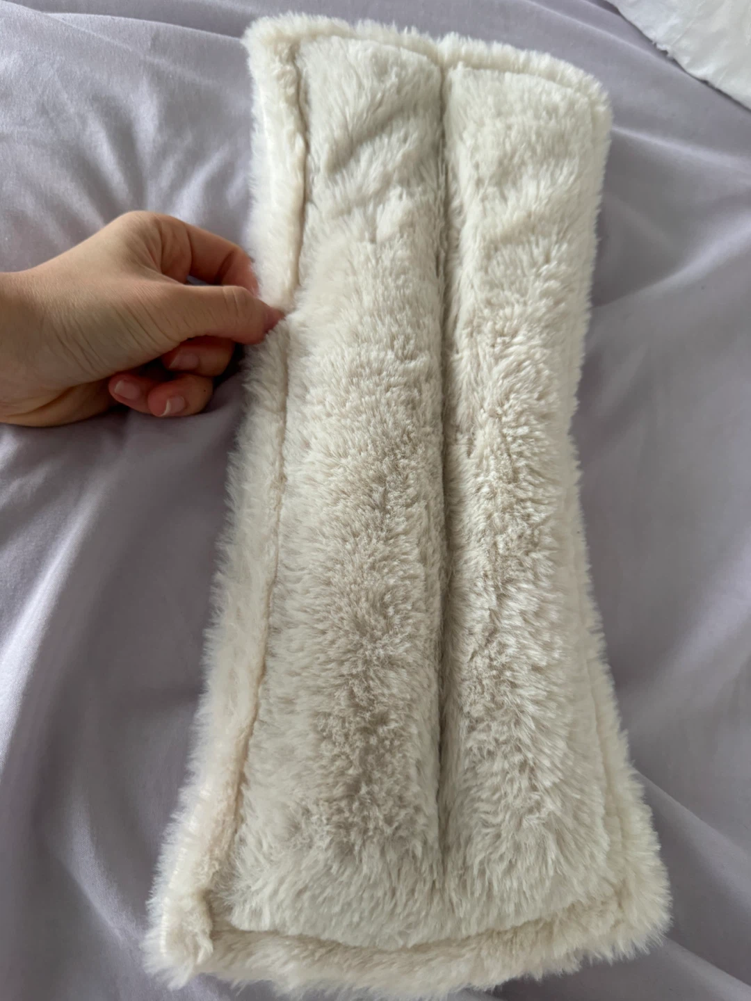 Cream Fur Neck Warmer (Microwave heatable - photo 3