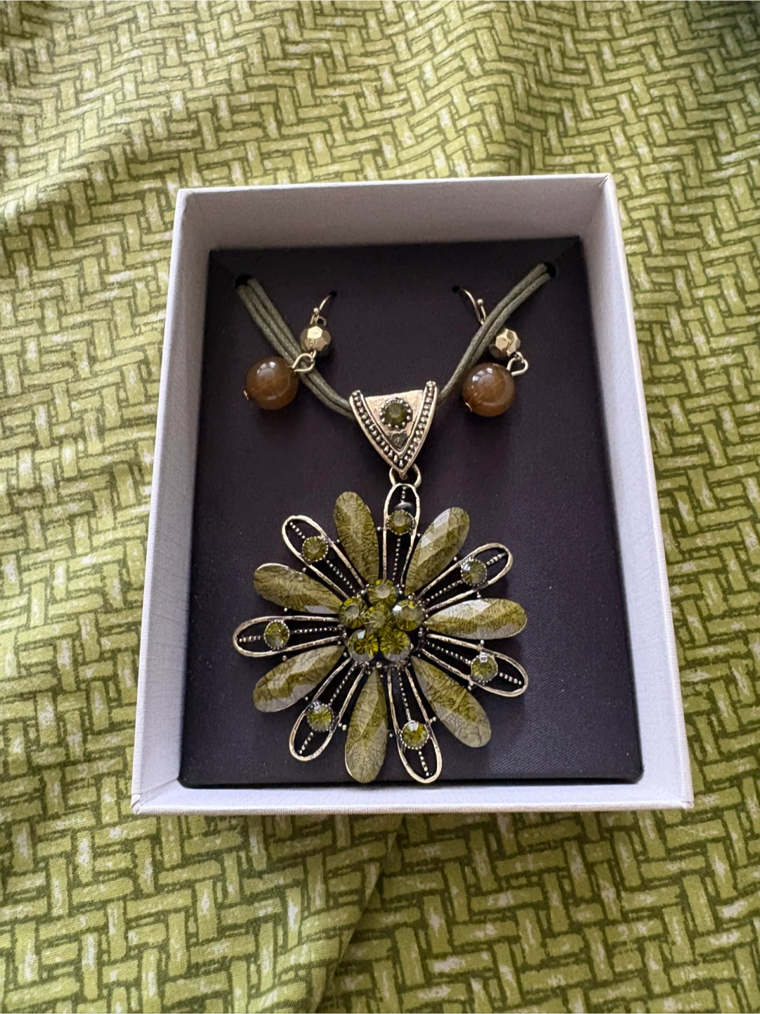 Assorted Fashion Jewelry Sets - $45 for all 4 - photo 2