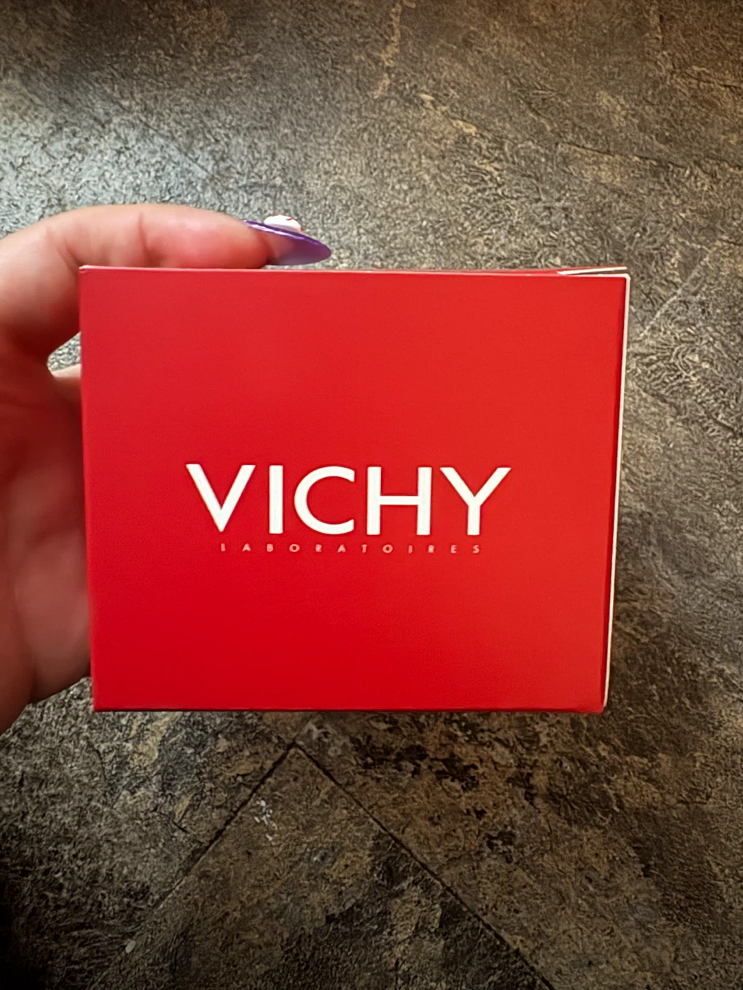 Vichy scalp massager brush
