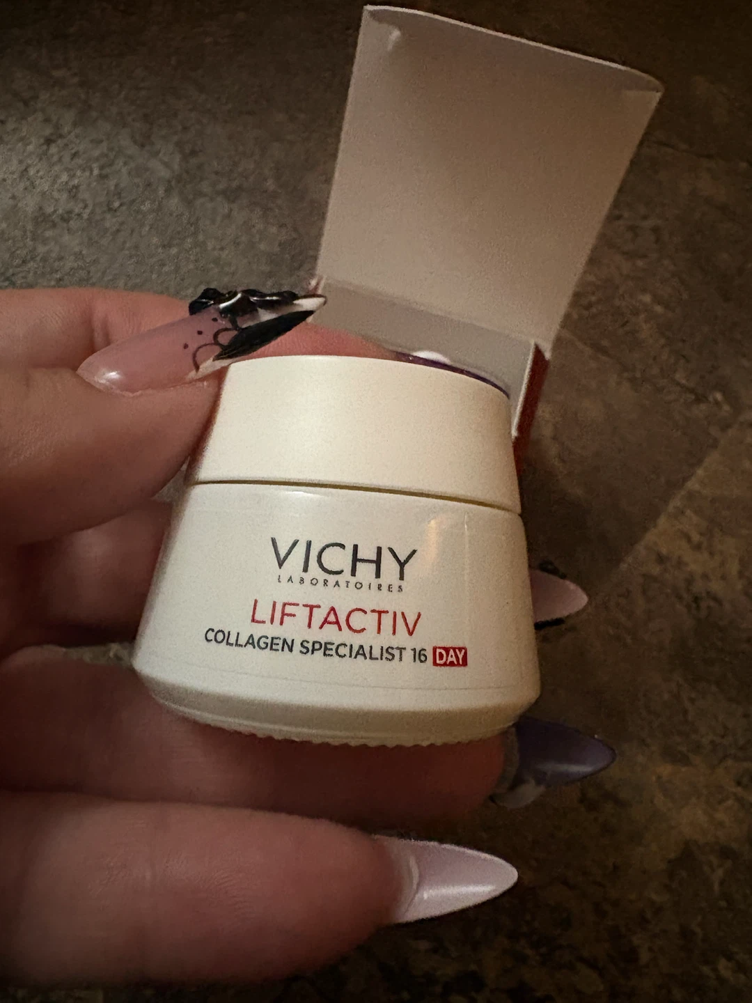 Vichy Liftactiv Collagen Specialist Day Cream 15ml - photo 2