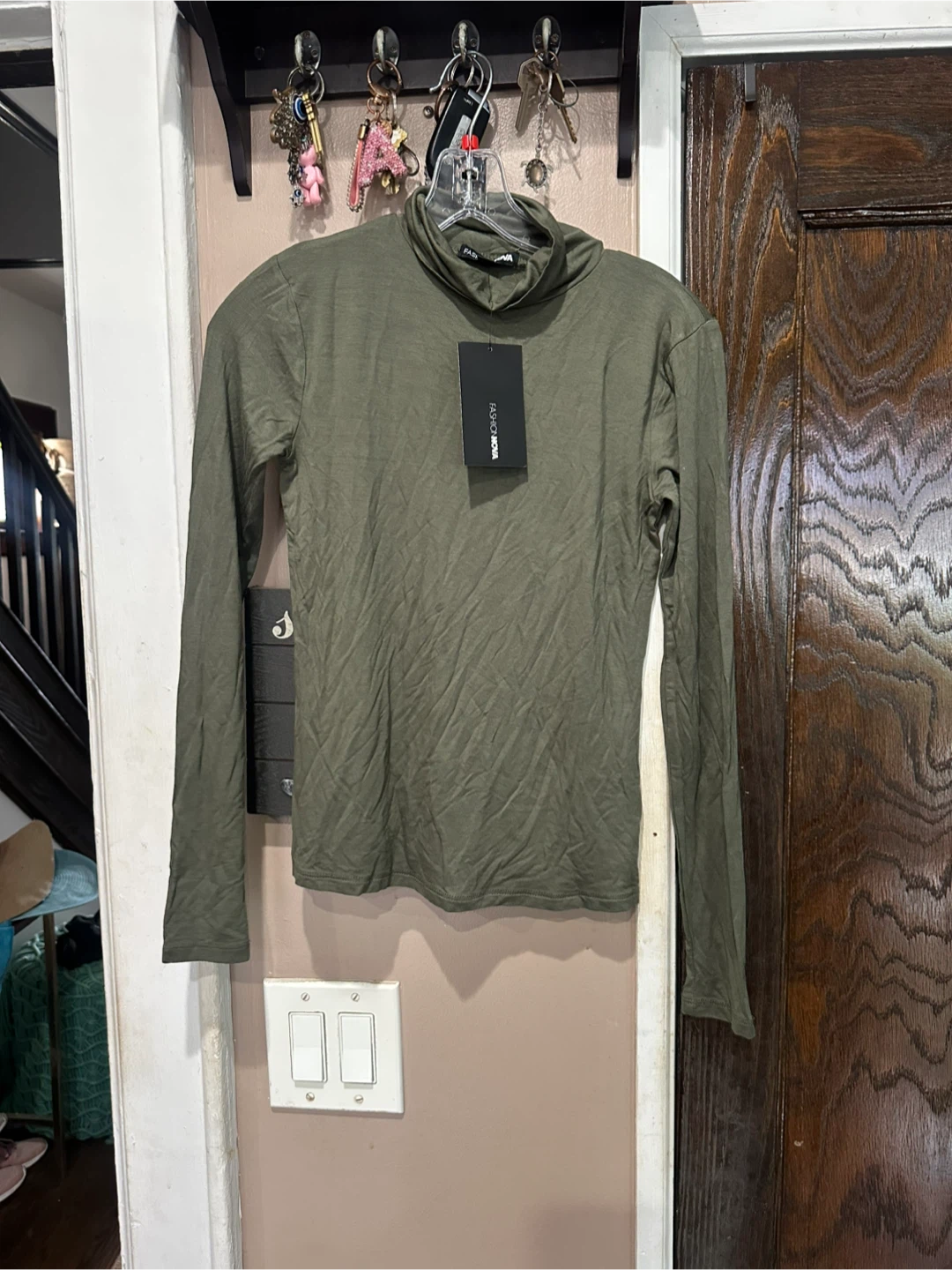 Bundle of 4 Women's Fashion Tops - photo 5