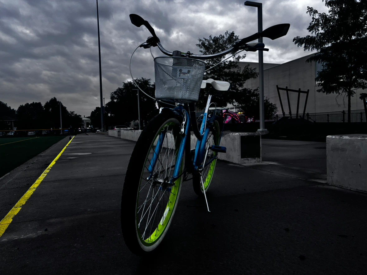 Huffy Beach Cruiser Bicycle - photo 2