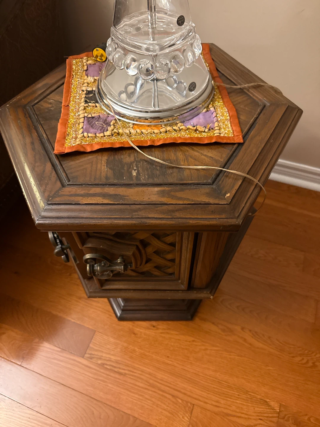 Vintage Hexagonal Wood End Table - photo 2
